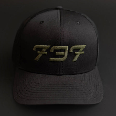 Black 737 Logo Hat | Richardson 112